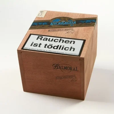 Balmoral Puro Nicaragua Rothschild Masivo 20’li