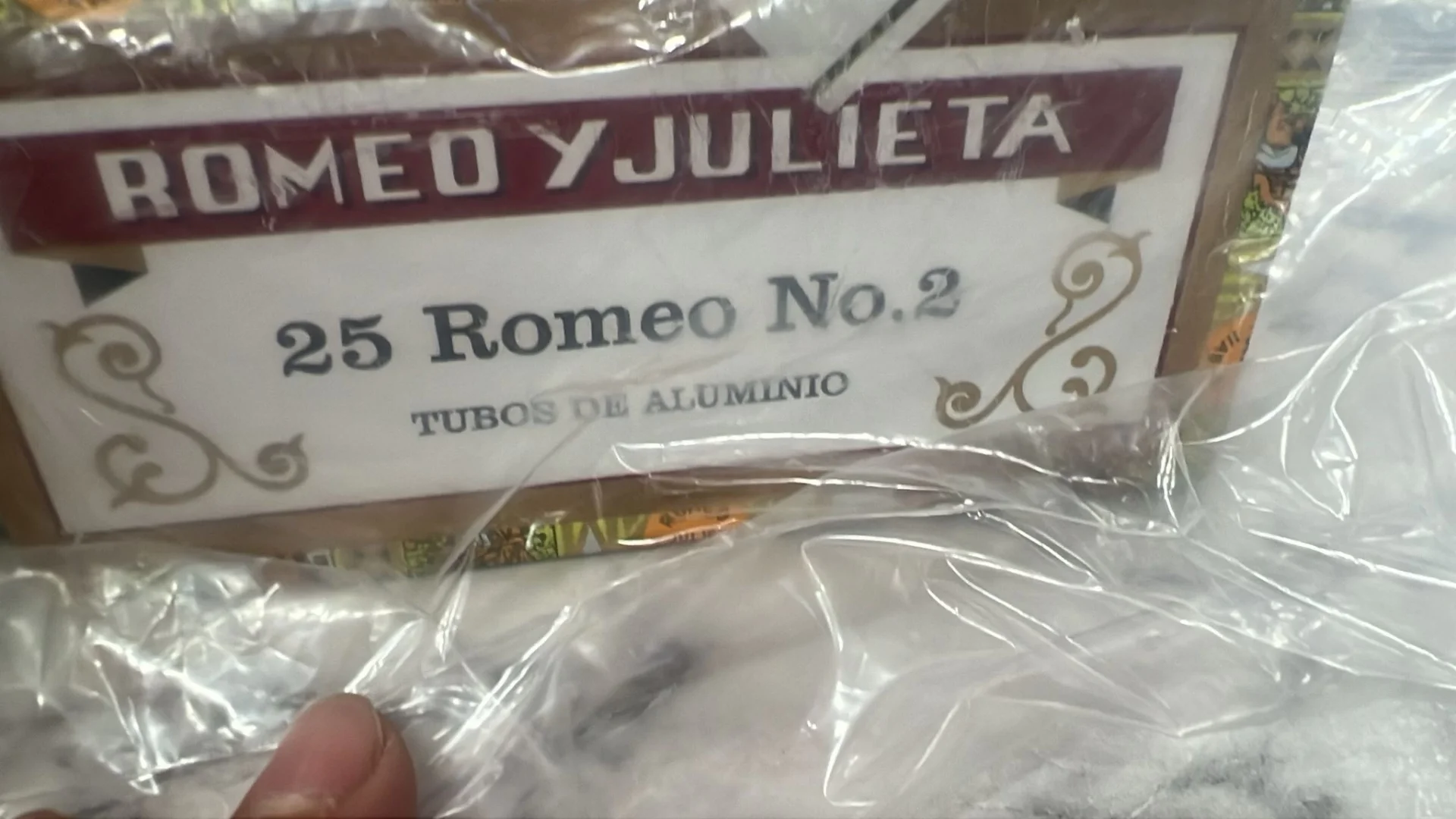 romeo-y-julieta-no2-tubos-25-li-puro-96867834-sw2048sh1152 Romeo Y Julieta No.2 Tubos 25'li Puro - Görsel 5